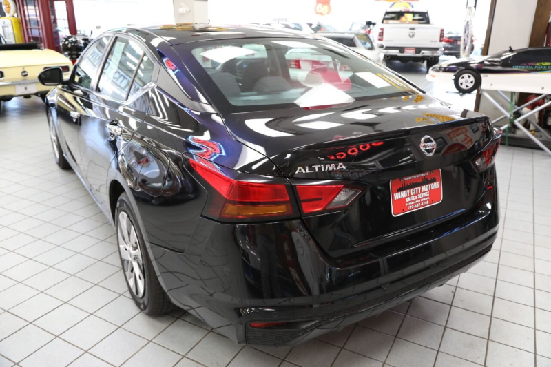 Nissan Altima 2021 price $18,895