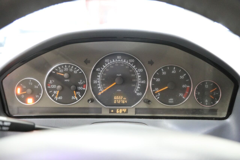 Mercedes-Benz SL-Class 2001 price $16,995