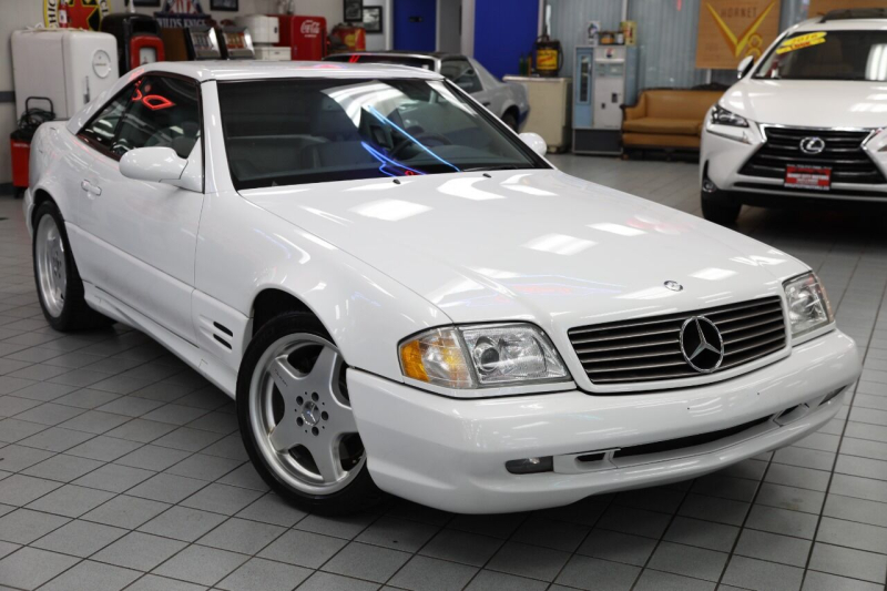 Mercedes-Benz SL-Class 2001 price $16,995