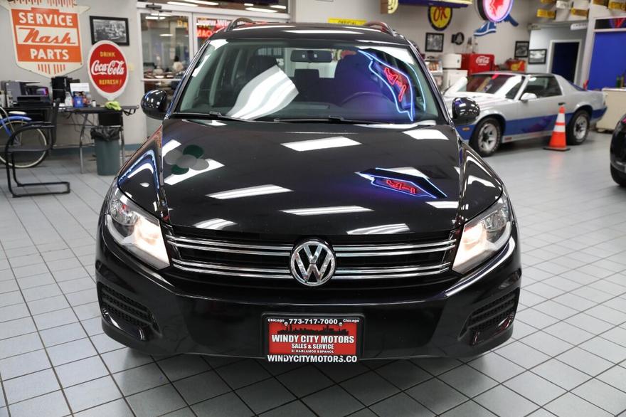 Volkswagen Tiguan 2017 price $12,896