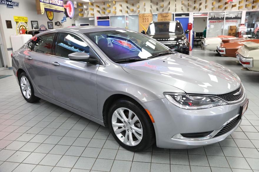 Chrysler 200 2015 price $13,896