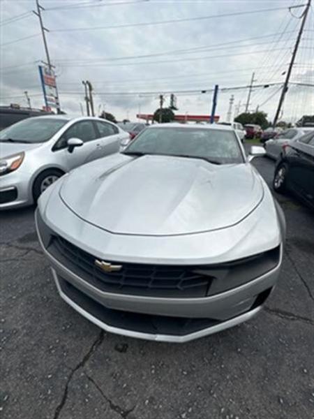 Chevrolet Camaro 2019 price $17,995