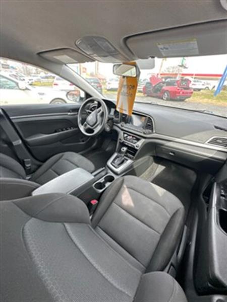 Hyundai Elantra 2018 price $11,995