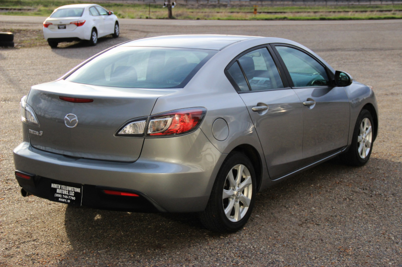 Mazda Mazda3 2011 price $7,999