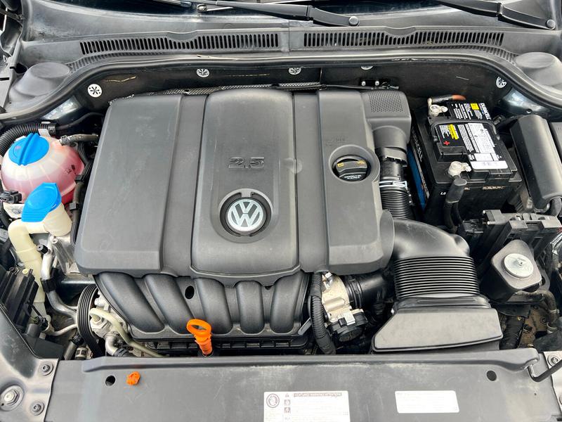 Volkswagen Jetta Sedan 2012 price $9,495