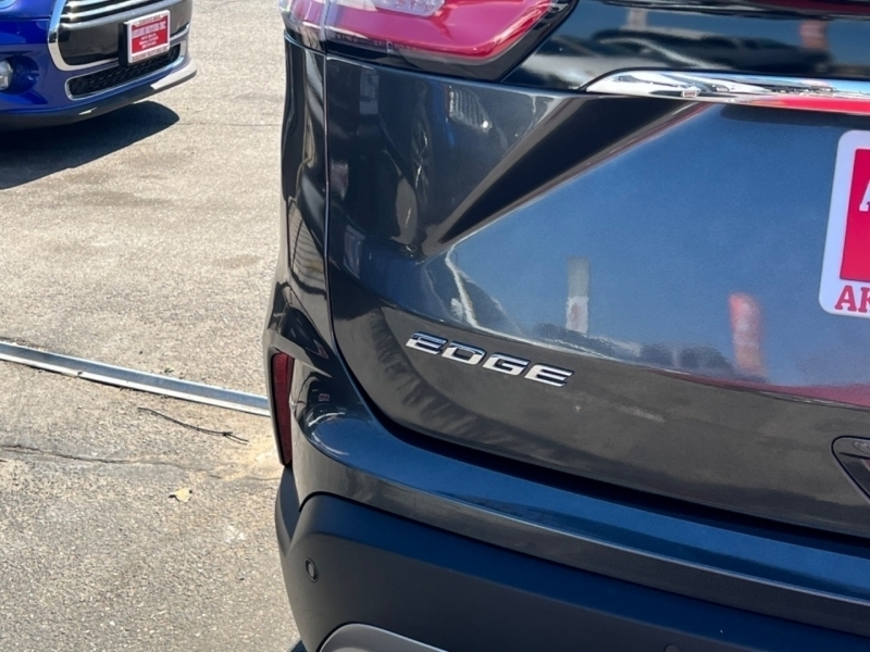 Ford Edge 2020 price $26,499