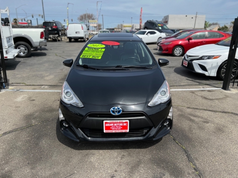 Toyota Prius c 2017 price $16,999