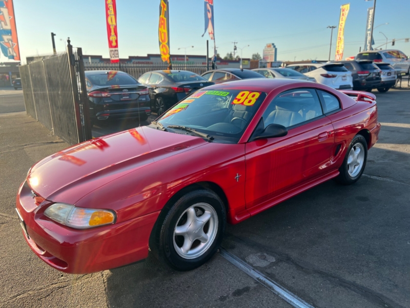Ford Mustang 1998 price $5,499