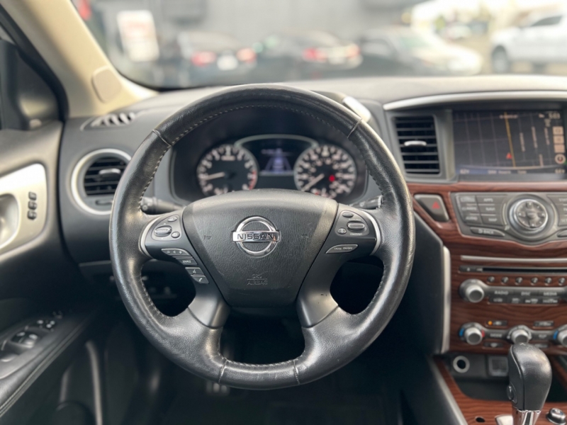 Nissan Pathfinder 2020 price $27,999