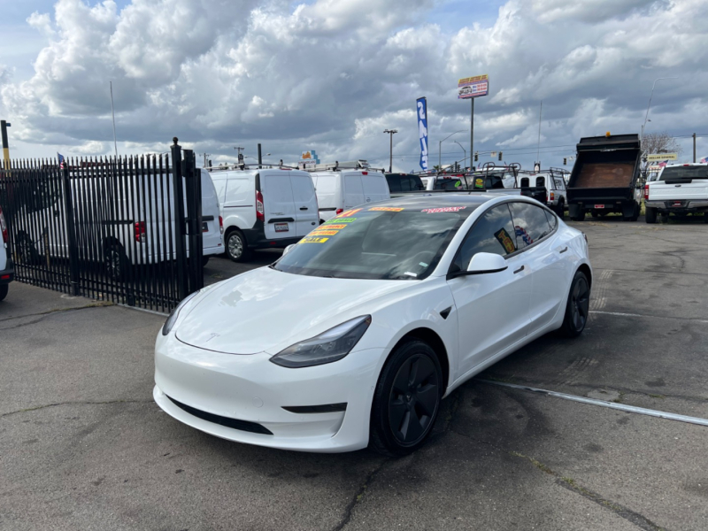 Tesla Model 3 2021 price $27,999