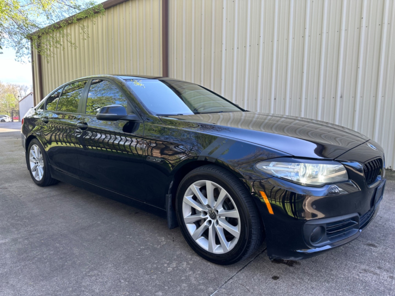BMW 5-Series 2016 price $15,900