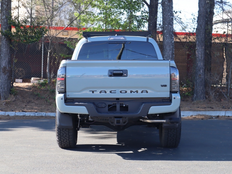 Toyota Tacoma 4WD 2022 price $9,000