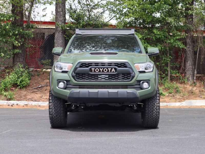 Toyota Tacoma 2022 price $8,000