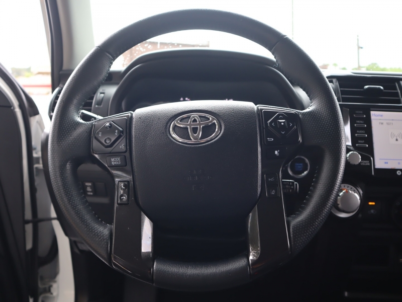 Toyota 4Runner 2020 price $7,000