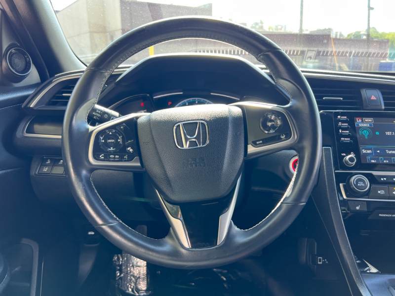 Honda Civic Hatchback 2021 price $6,000