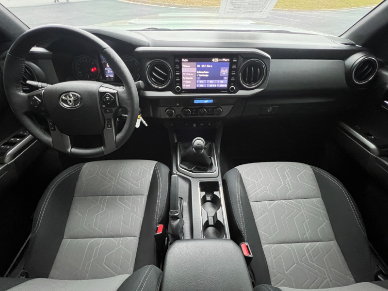 Toyota Tacoma 2022 price $7,000