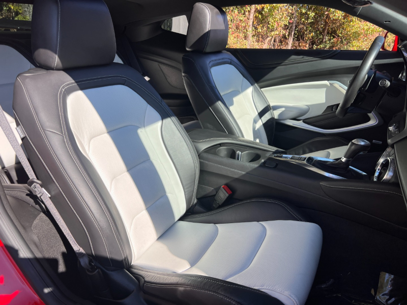 Chevrolet Camaro 2021 price $8,000