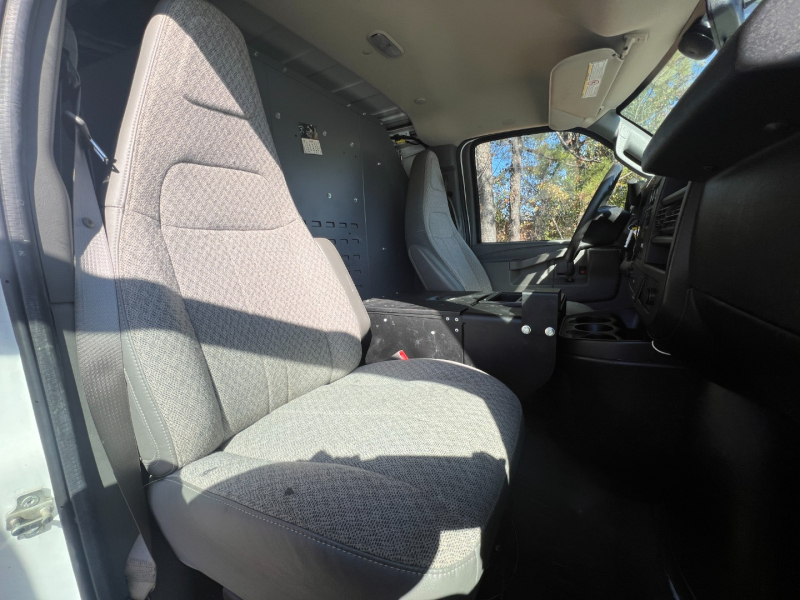 Chevrolet Express Cargo Van 2017 price $6,000