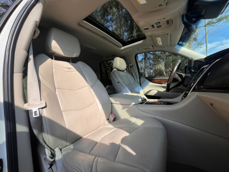 Cadillac Escalade 2015 price $7,000