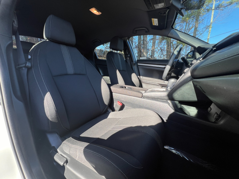 Honda Civic Hatchback 2019 price $6,000