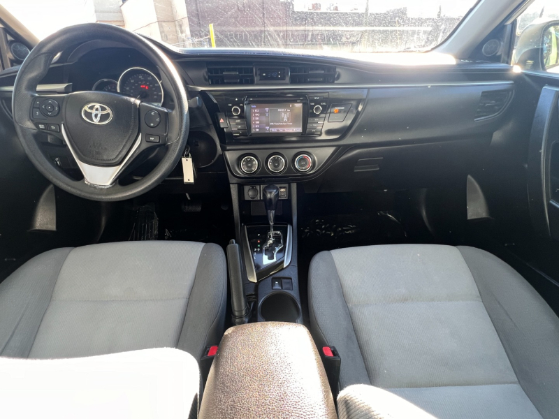 Toyota Corolla 2016 price $4,000