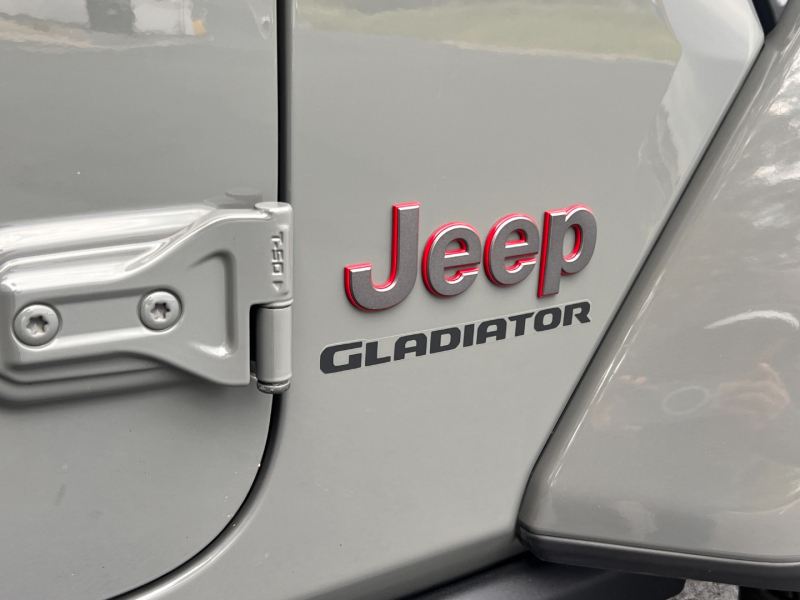 Jeep Gladiator 2021 price $9,000