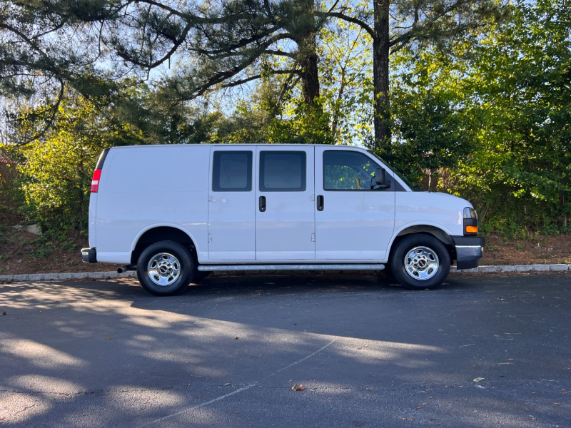 GMC Savana Cargo Van 2021 price $6,000