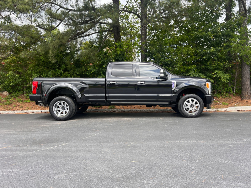 Ford Super Duty F-350 DRW 2017 price $12,000