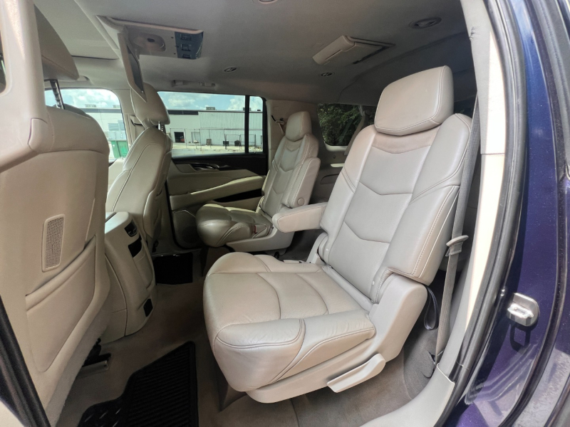 Cadillac Escalade ESV 2018 price $8,000