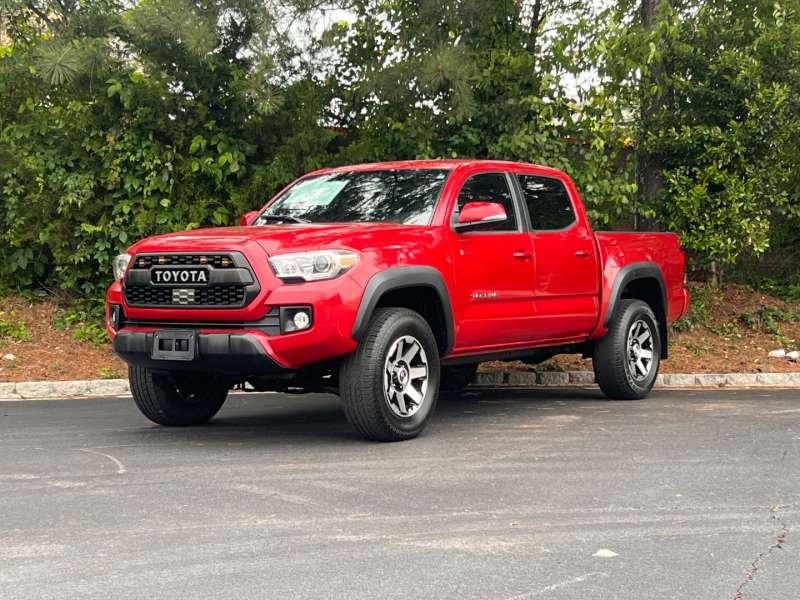 Toyota Tacoma 2017 price $6,000