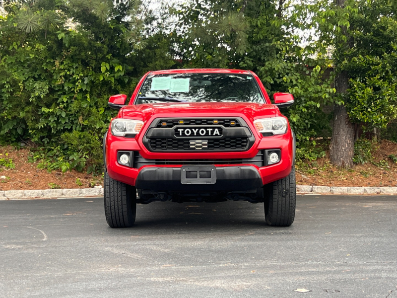 Toyota Tacoma 2017 price $6,000