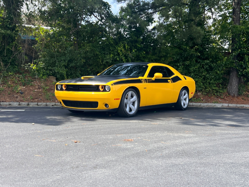 Dodge Challenger 2017 price $7,000