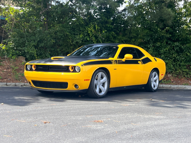 Dodge Challenger 2017 price $7,000