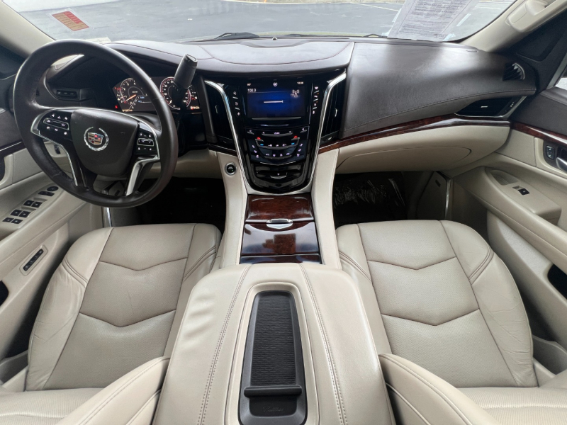 Cadillac Escalade 2015 price $6,000