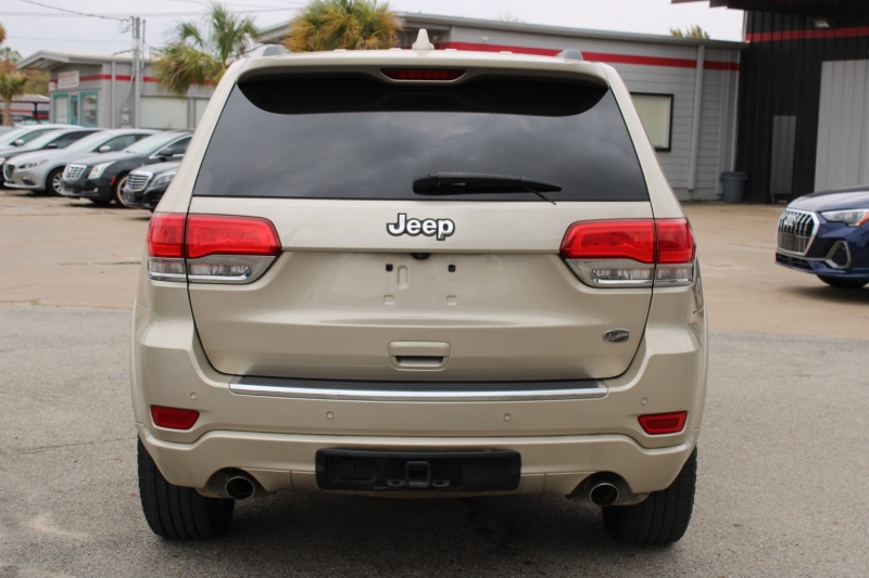 Jeep Grand Cherokee 2014 price Call for Pricing.