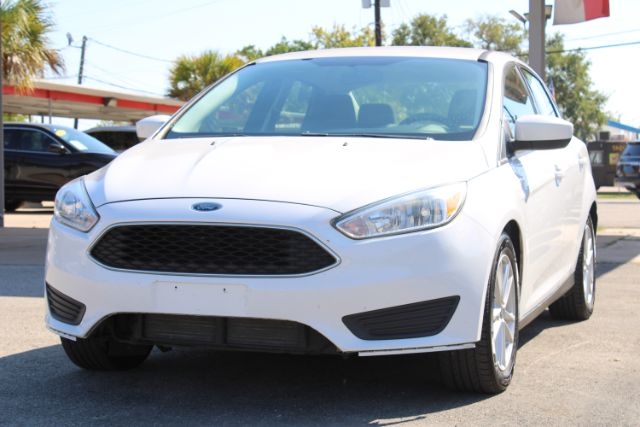Ford Focus 2018 price Call for Pricing.