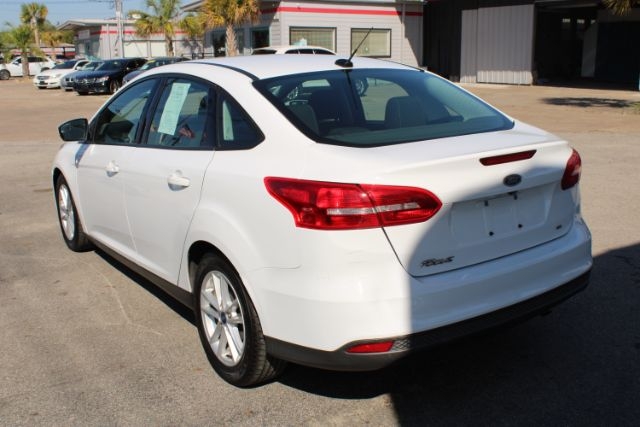 Ford Focus 2018 price Call for Pricing.
