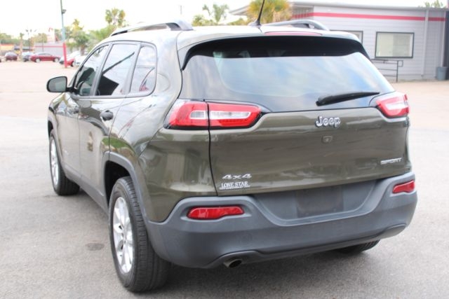 Jeep Cherokee 2015 price Call for Pricing.
