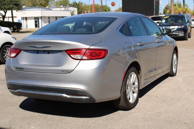Chrysler 200 2016 price Call for Pricing.