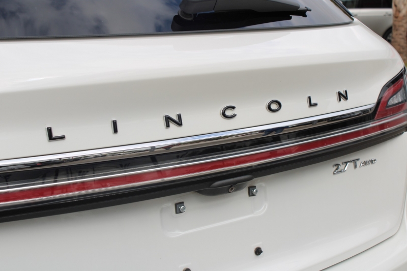 Lincoln Nautilus 2020 price $46,000