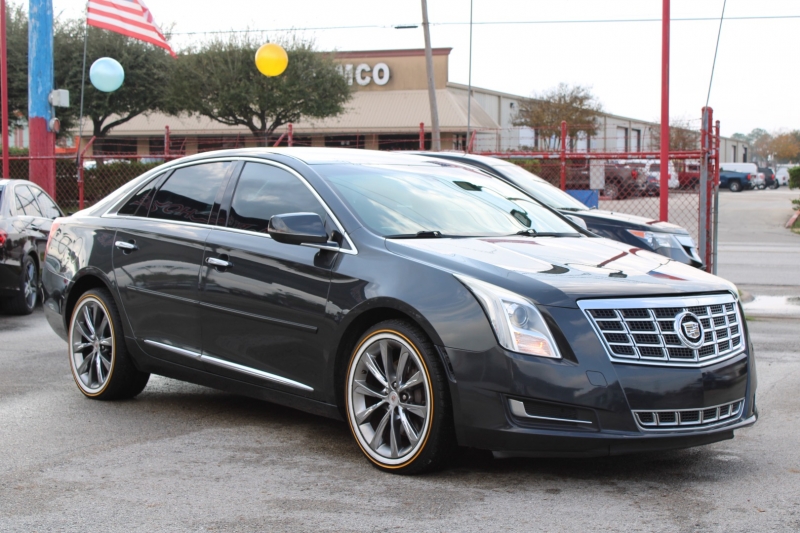 Cadillac XTS 2013 price Call for pricing
