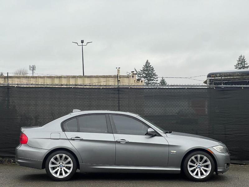 BMW 3 Series 2011 price $7,495
