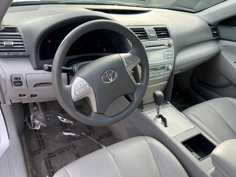 Toyota Camry Hybrid 2008 price $4,495