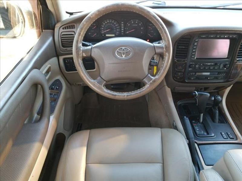 Toyota Land Cruiser 2002 price $11,444