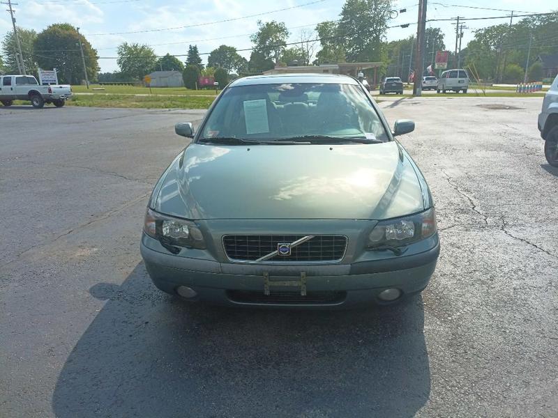 VOLVO S60 2004 price $2,900