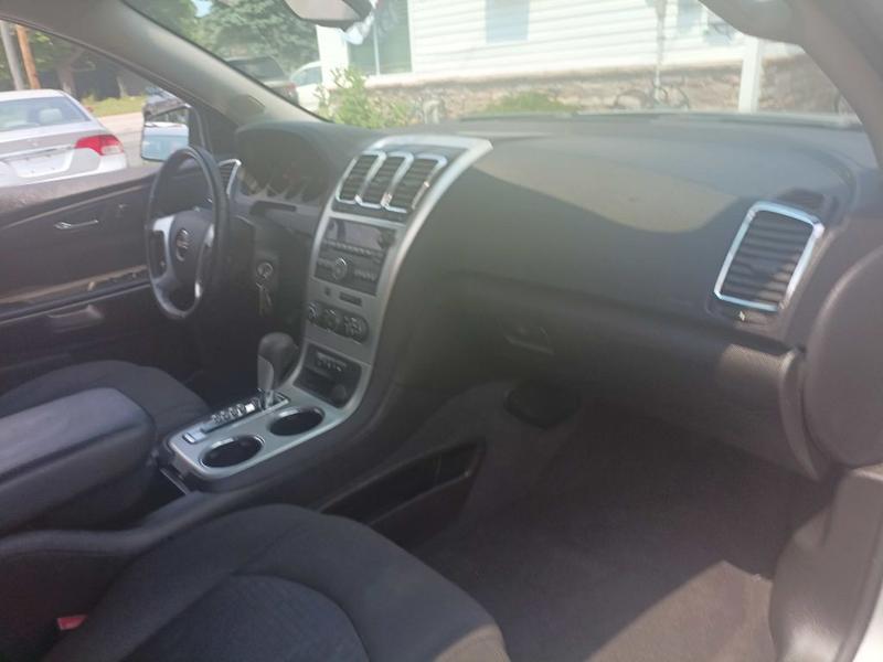 GMC ACADIA 2011 price $6,900