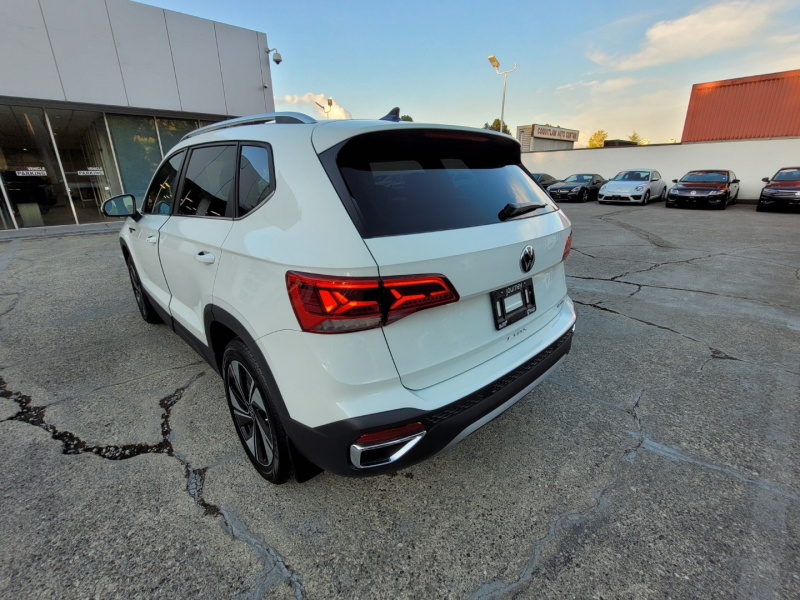 Volkswagen Taos 2023 price $36,845