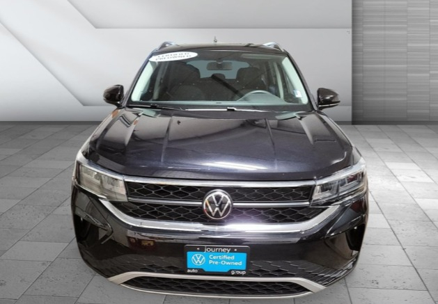 Volkswagen Taos 2022 price $32,365