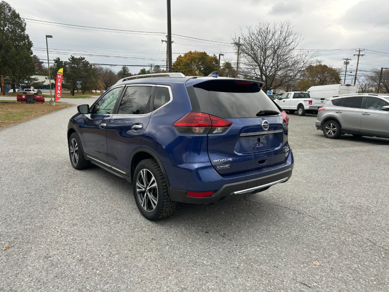 Nissan Rogue 2018 price $17,995