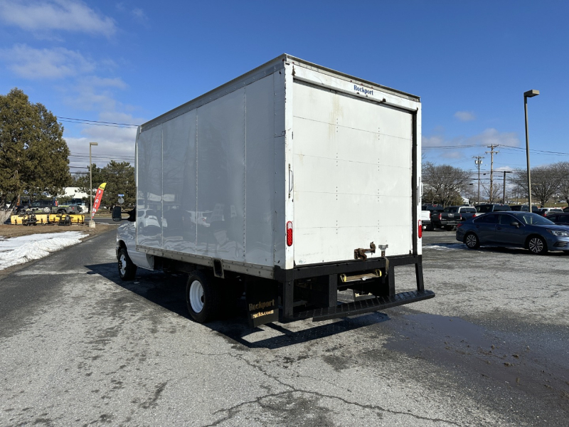 Ford Econoline Commercial Cutaway 2016 price $8,995